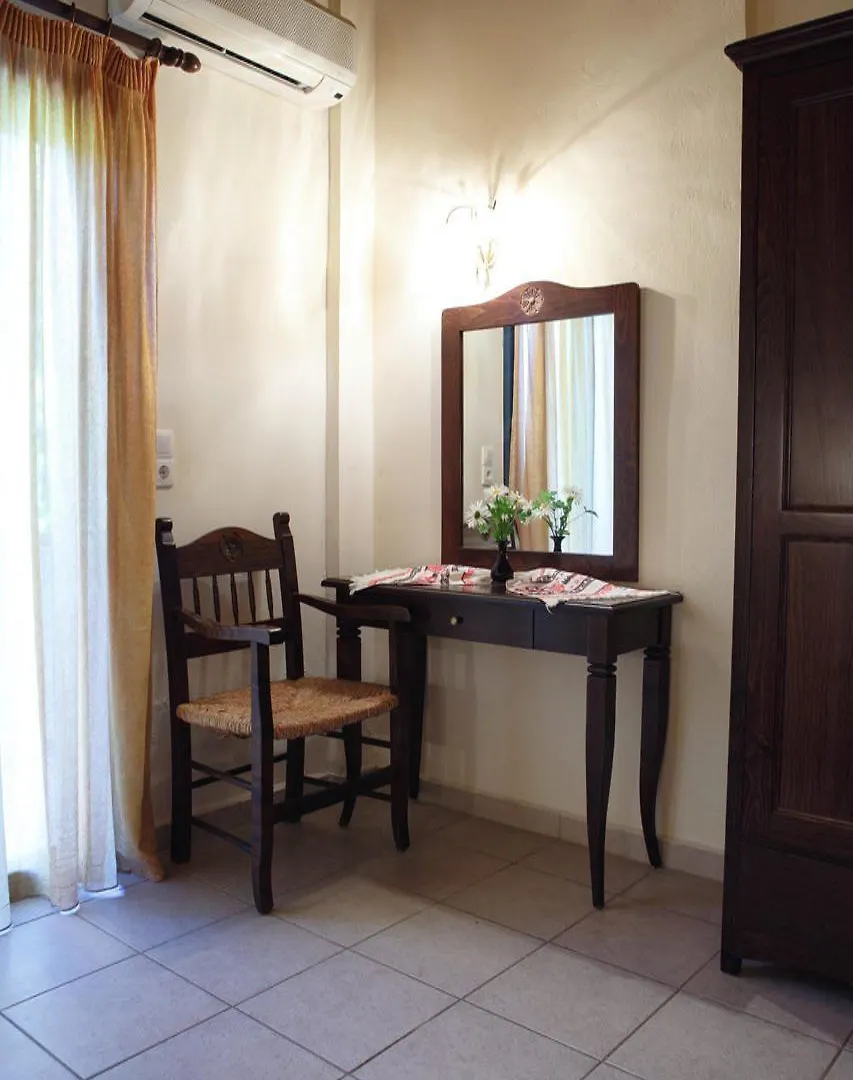 Aposperitis Apartment Theodhora Greece